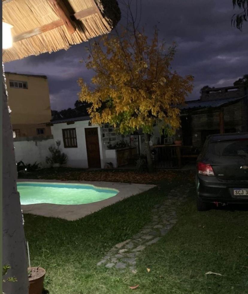 Con Piscina Atlantida